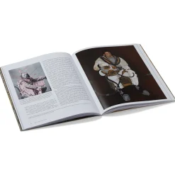 The Met Store How to Read Portraits* Met Publications|Art History & Reference