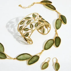 The Met Store Sage Leaf Choker* Necklaces